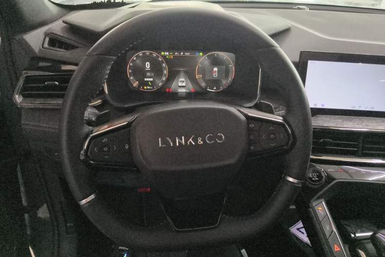 Used Lynk & Co 06 2020 1.5T JinPro model