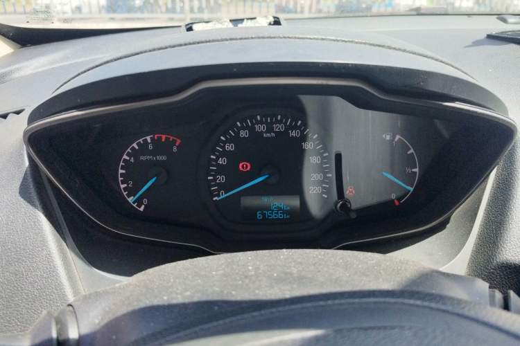 Used Ford Escort 2015 1.5L Manual Comfort Model

