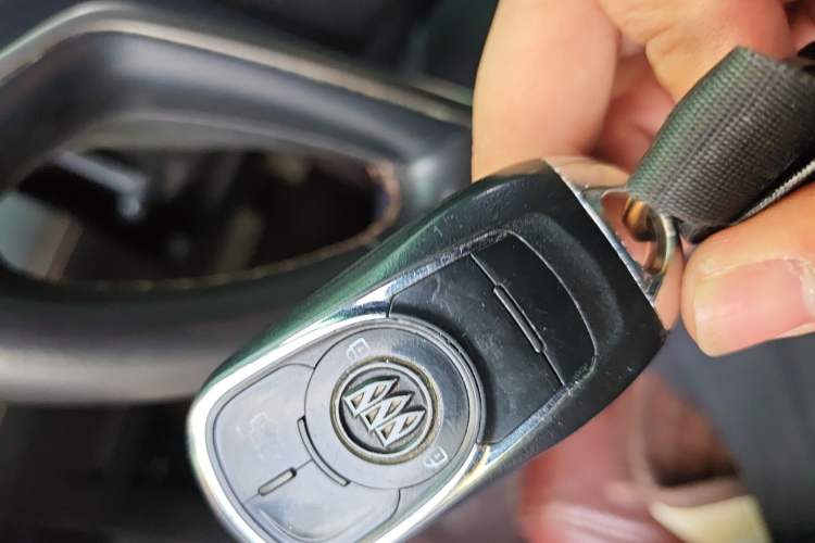 Used Buick LaCrosse 2013 2.4L SIDI Luxury Comfort Edition
