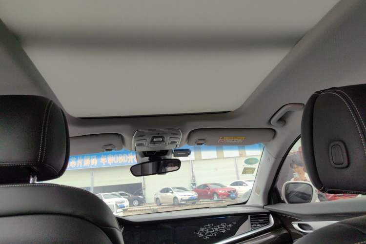 Used Geely Auto Emgrand GT 2018 1.5T MHEV Yaoxiang Edition
