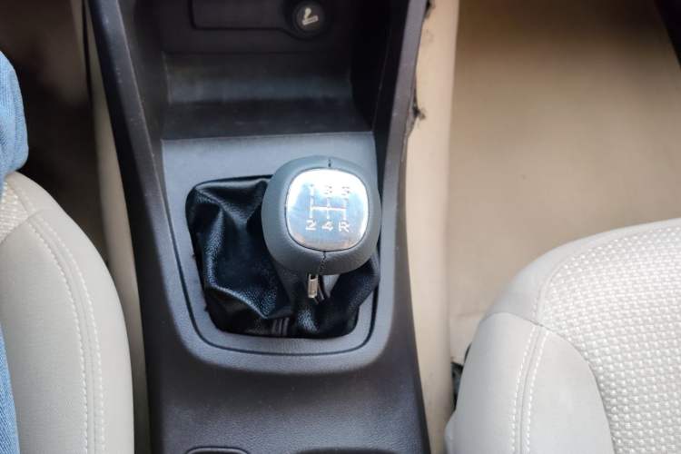 Used Wuling Hongguang 2018 1.5L S Standard Version L2B
