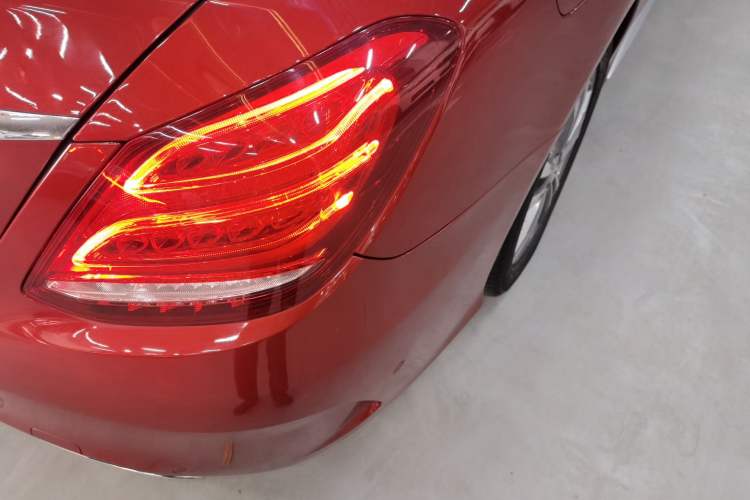 Used Mercedes-Benz C-Class 2018 C 200 L Sport Edition Right Rear Taillight