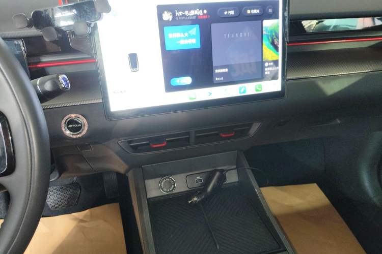 Used JETOUR Dashing 2023 1.5T DCT Starlight Shine Pro Edition