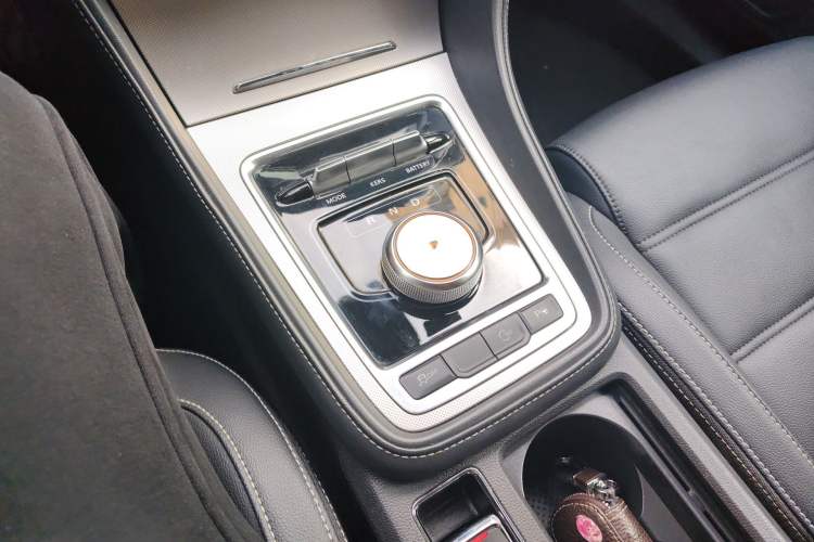 Used MG 6 New Energy 2018 45T E-DRIVE Intelligent Drive Hybrid PILOT Super Internet Edition Gear Lever