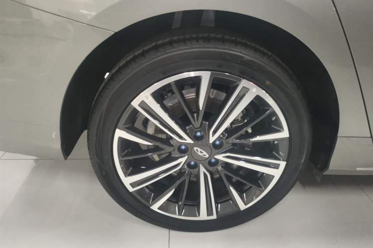 Used Chery Arrizo 8 PRO 2025 Pro 1.6T Comfort Version