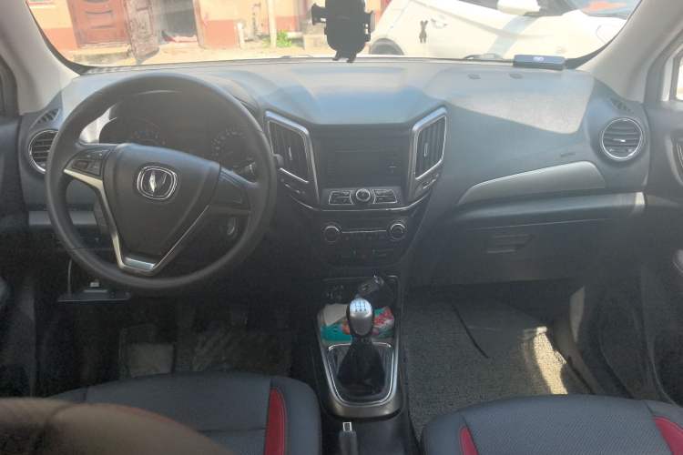 Used CHANGAN CS15 2016 1.5L Manual Fashion Edition