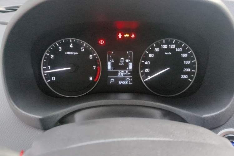 Used Hyundai ix25 2015 1.6L Automatic Two-Wheel Drive Smart GLS Trim Instrument Cluster