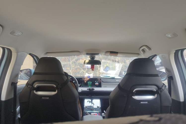 Used NETA U 2022 Pro 400 Comfort Edition Headliner