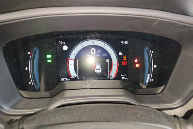 Used Toyota Corolla Cross 2024 2.0L Pioneer Edition
