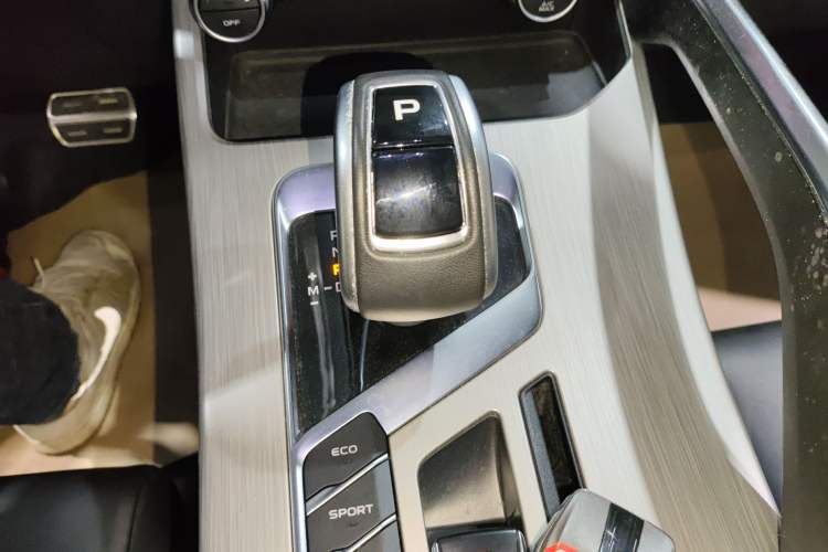 Used Geely Auto Coolray 2019 Sport Model 260T DCT Battle China V Standard