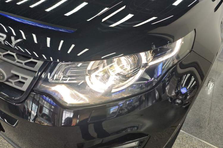 Used Land Rover Discovery Sport 2018 240 PS PURE Edition
