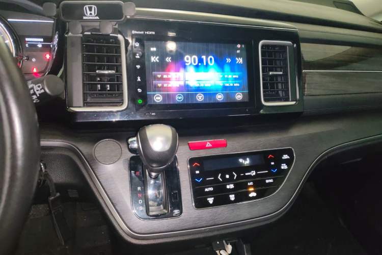 Used Honda Elysion 2016 2.4L Classic Edition Audio And AC Panel