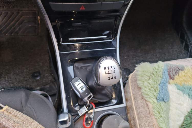 Used Haval H2 2017 Red-Label 1.5T Manual Two-Wheel Drive Comfort Model