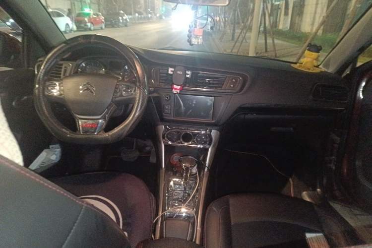 Used Citroen C3-XR 2015 1.6L Automatic Pioneer Model
