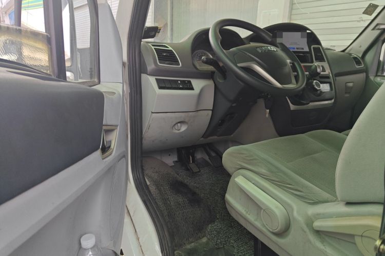 Used Iveco Power Daily 2017 3.0T Deluxe A32 Mid-Roof 6-7 Seater F1CE34818
