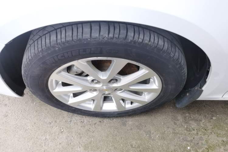 Used Chevrolet Malibu 2014 2.0L Automatic Luxury Edition Exterior 4