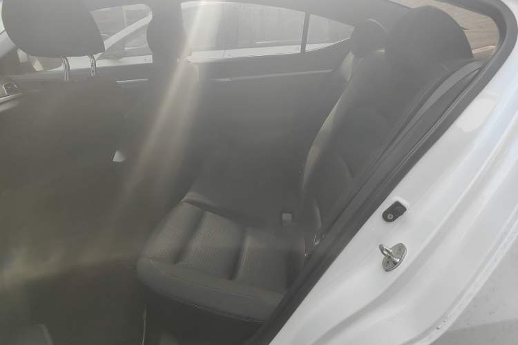 Used Hyundai Elantra (6th Generation / Lingdong) 2016 1.6L Automatic ZhiXuan – Elite Version