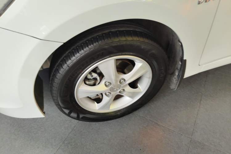 Used Hyundai Verna (older generation) 2016 1.4L Automatic Smart GLS Exterior 4