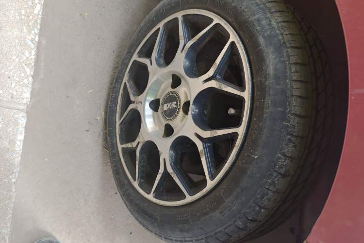 Used Suzuki Alto 2013 1.0L Manual Comfort Version Right Front Wheel Hub