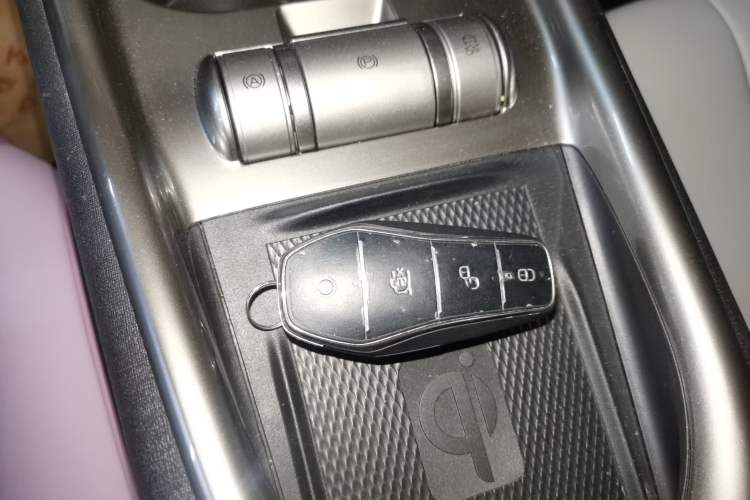 Used BYD Dolphin 2023 420 km Fashion Edition
