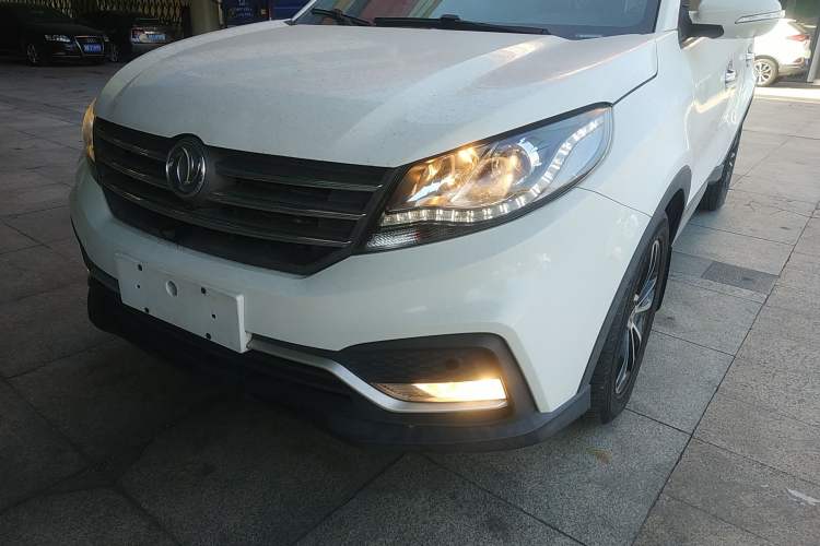 Used Dongfeng Fengon 580 2018 1.5T CVT Luxury Model
