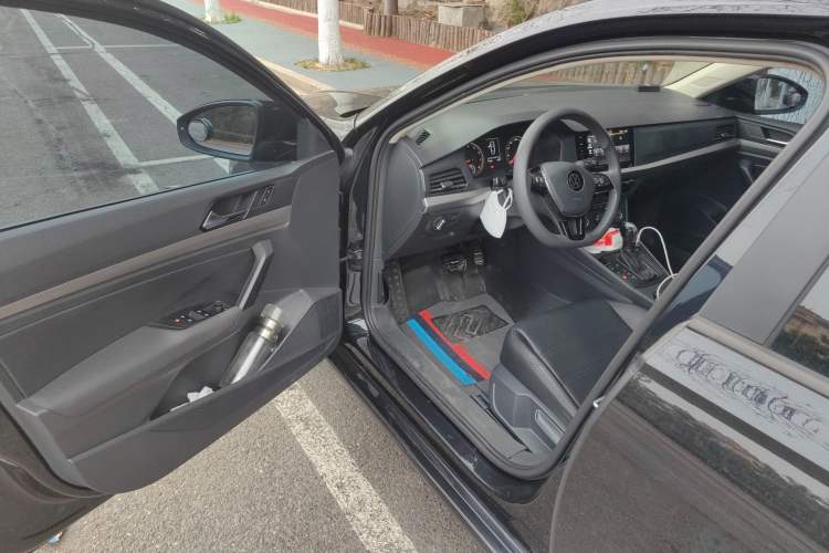 Used Volkswagen Lavida 2021 1.5L Automatic Fashion Edition