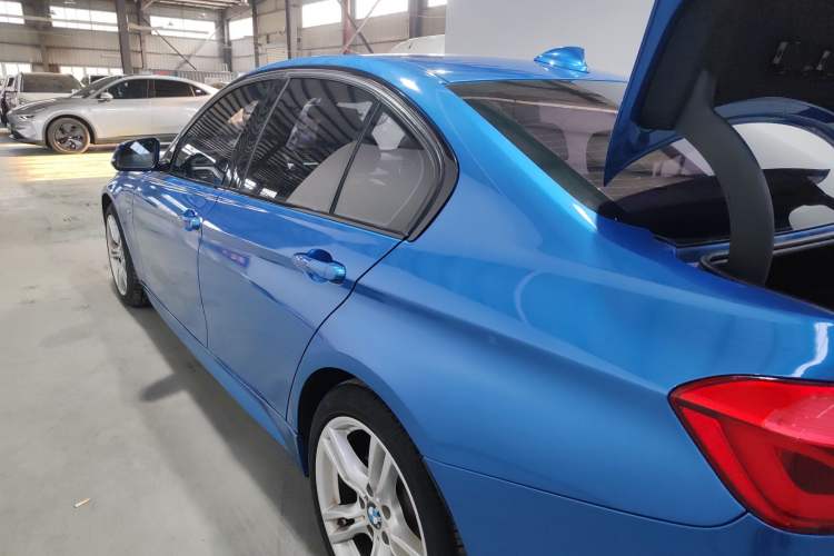 Used BMW 3 Series 2018 320i M Sport Package Rear Left 45 Deg