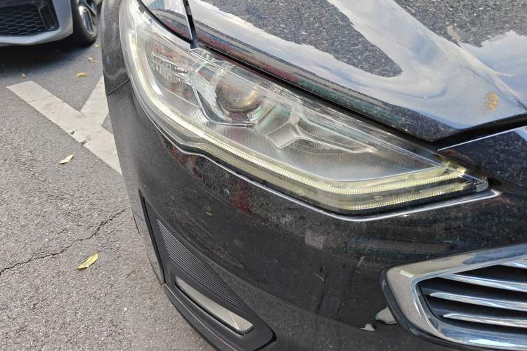 Used Ford Mondeo 2020 EcoBoost 180 Stylish Model Right Front Headlight