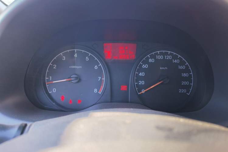 Used Hyundai Verna (older generation) 2010 Sedan 1.4L Manual Comfort GS Instrument Cluster