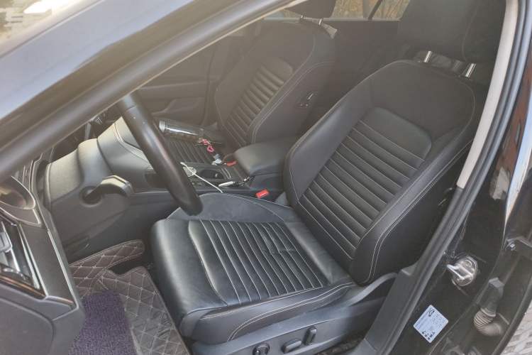 Used Volkswagen Magotan 2020 330TSI DSG Leading Model
