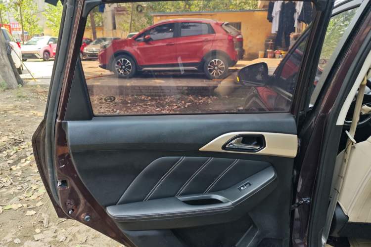 Used BAIC Changhe Q35 2016 1.5L Manual Cool Edition
