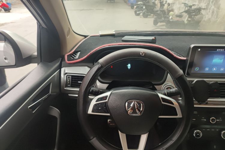 Used BAIC Weiwang M50F 2017 1.5L Luxury Model
