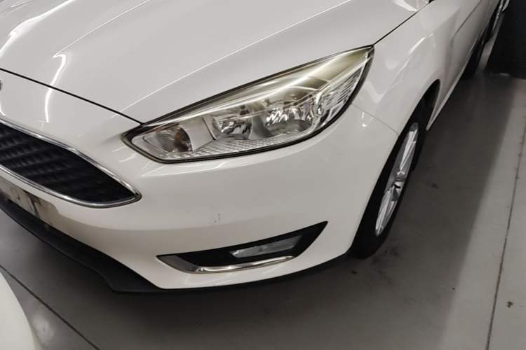 Used Ford Focus 2017 Hatchback 1.6L Automatic Fashion Edition Smart Drive Version
