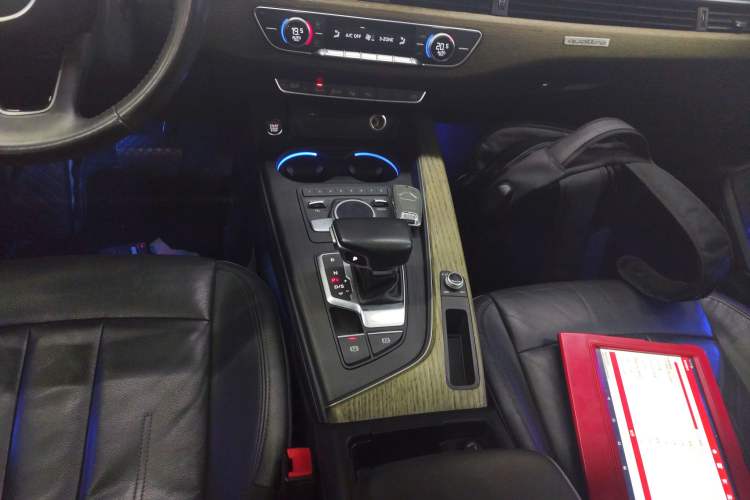 Used Audi A4L 2019 40 TFSI Fashion Edition China VI Emission Standard