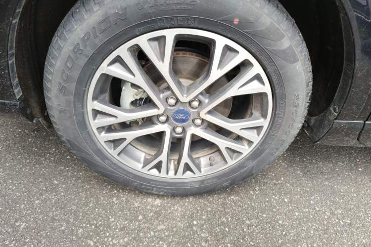 Used Ford Escape 2020 EcoBoost 245 Four-Wheel Drive Luxury Edition Exterior 2