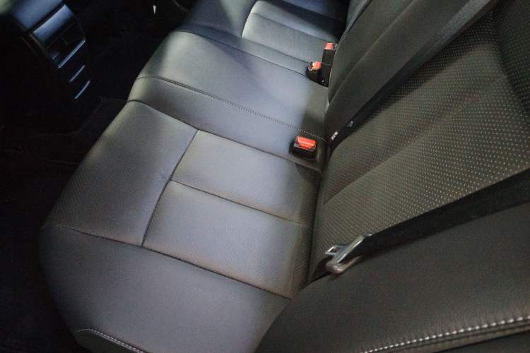 Used Nissan Sylphy 2016 1.6 XL CVT Deluxe Edition Left Rear Seat