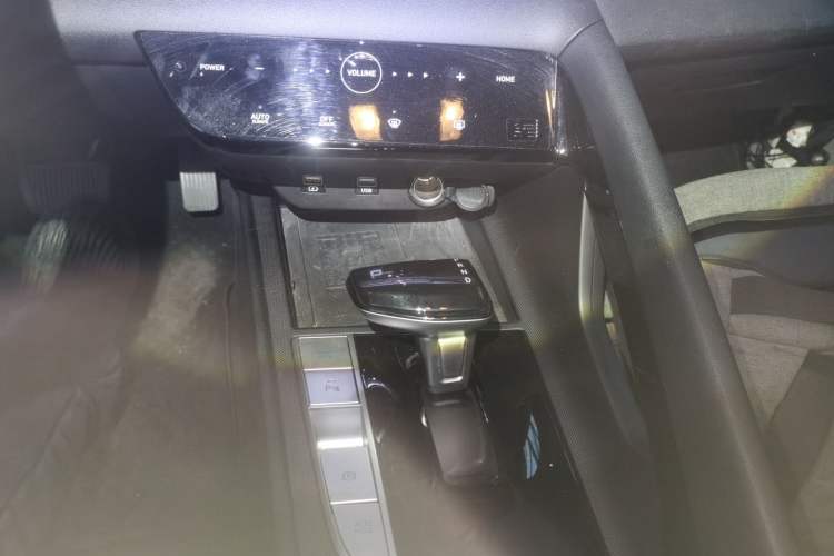 Used Hyundai Elantra 2022 1.5L CVT LUX Prestige Edition