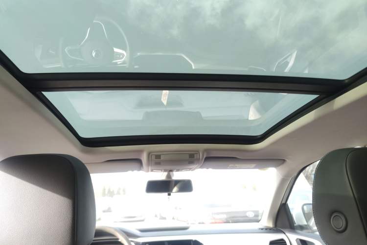 Used Volkswagen Tacqua 2021 200TSI DSG JoyConnect Edition Headliner