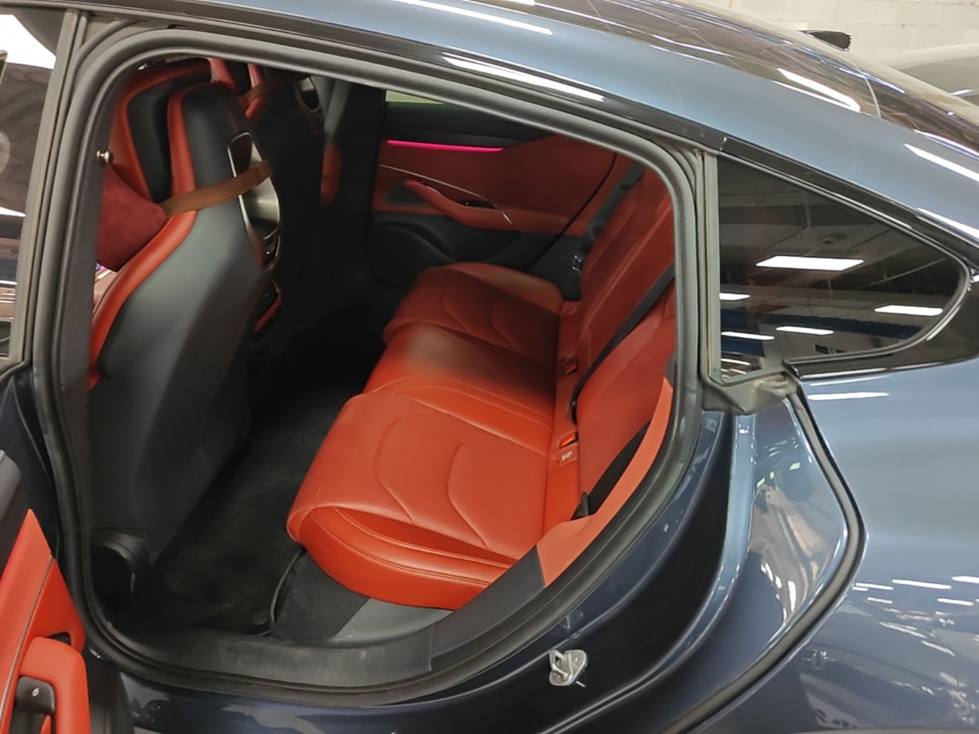 Xiaomi Auto SU7 2024 Rear-Drive Ultra-Long Range Advanced Pro-Level Intelligent Driving Version — снимка 20
