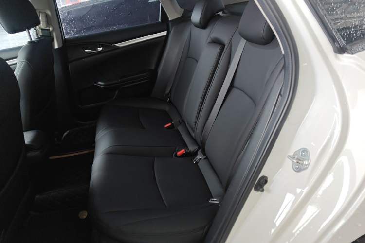 Used Honda Civic 2019 220TURBO CVT Dynamic Edition China VI Left Rear Seat