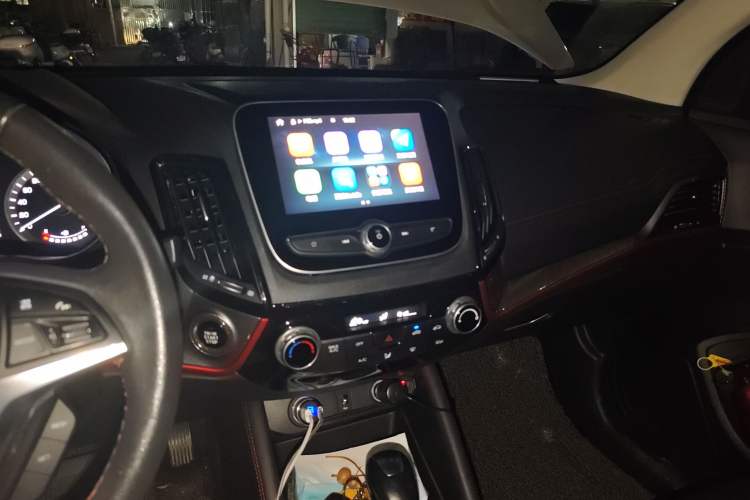 Used CHANGAN CS55 2019 1.5T Automatic Colorful Edition China VI Standard
