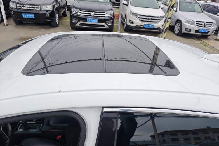 Used Cadillac XTS 2018 28T Elite Edition Roof