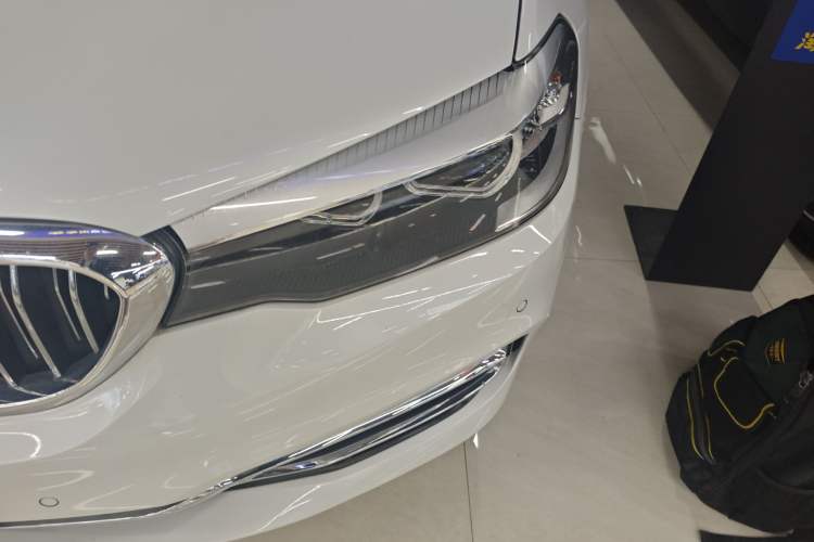 Used BMW 5 Series 2019 530Li Leading Model Luxury Package Left Front Headlight