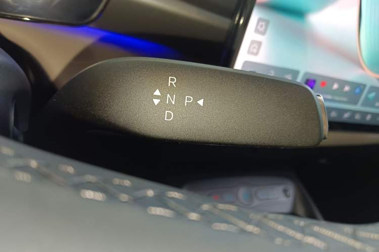 Used BYD Dolphin 2025 Intelligent Driving Version 410 km Fashion Edition
