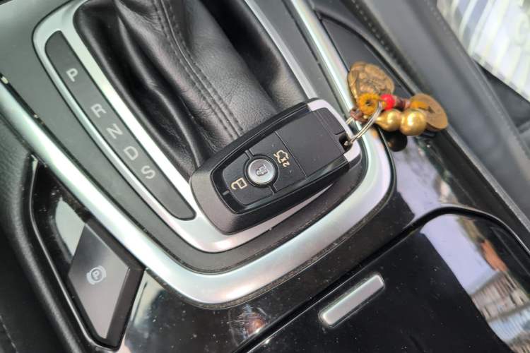 Used Ford Edge 2018 EcoBoost 245 Two-Wheel-Drive Titanium 7-Seater China V Standard
