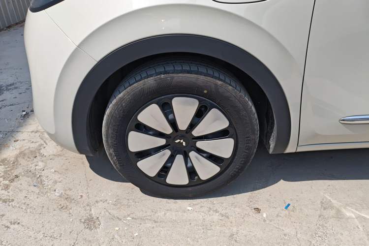 Used Wuling Bingo 2023 333km Enjoy+ Version Exterior 4