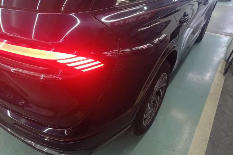 Used Lincoln Corsair 2024 1.5T Two-Wheel Drive Deluxe Hybrid Version Right Rear Taillight