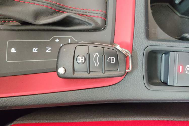 Used Audi Q3 2021 40 TFSI Fashion Dynamic Model
