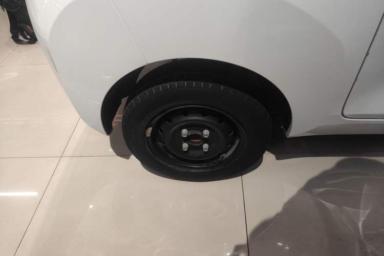 Used Chery QQ Ice Cream 2022 170km Sundae Phosphate Lithium-Ion Right Rear Wheel Hub