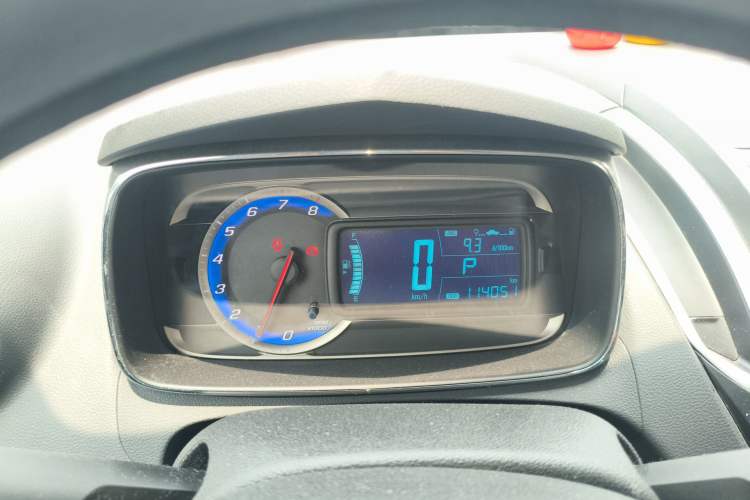 Used Chevrolet Trax 2016 1.4T Automatic Two-Wheel Drive Comfort Version with Sunroof
